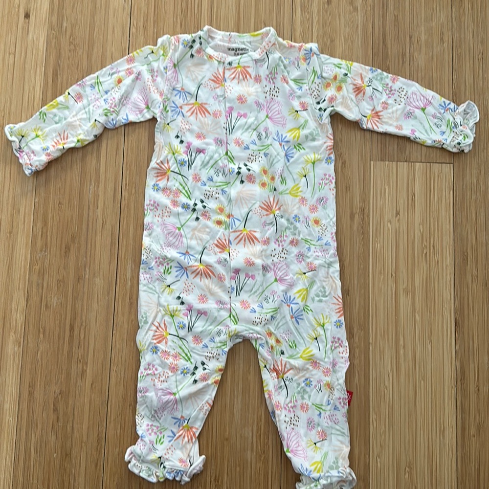 Washed but unworn - Magnetic me poet's meadow modal magnetic coverall 3-6m